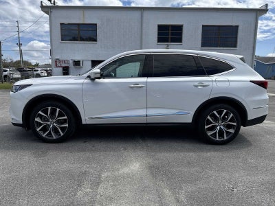Acura MDX 2023 con paquete tecnológico