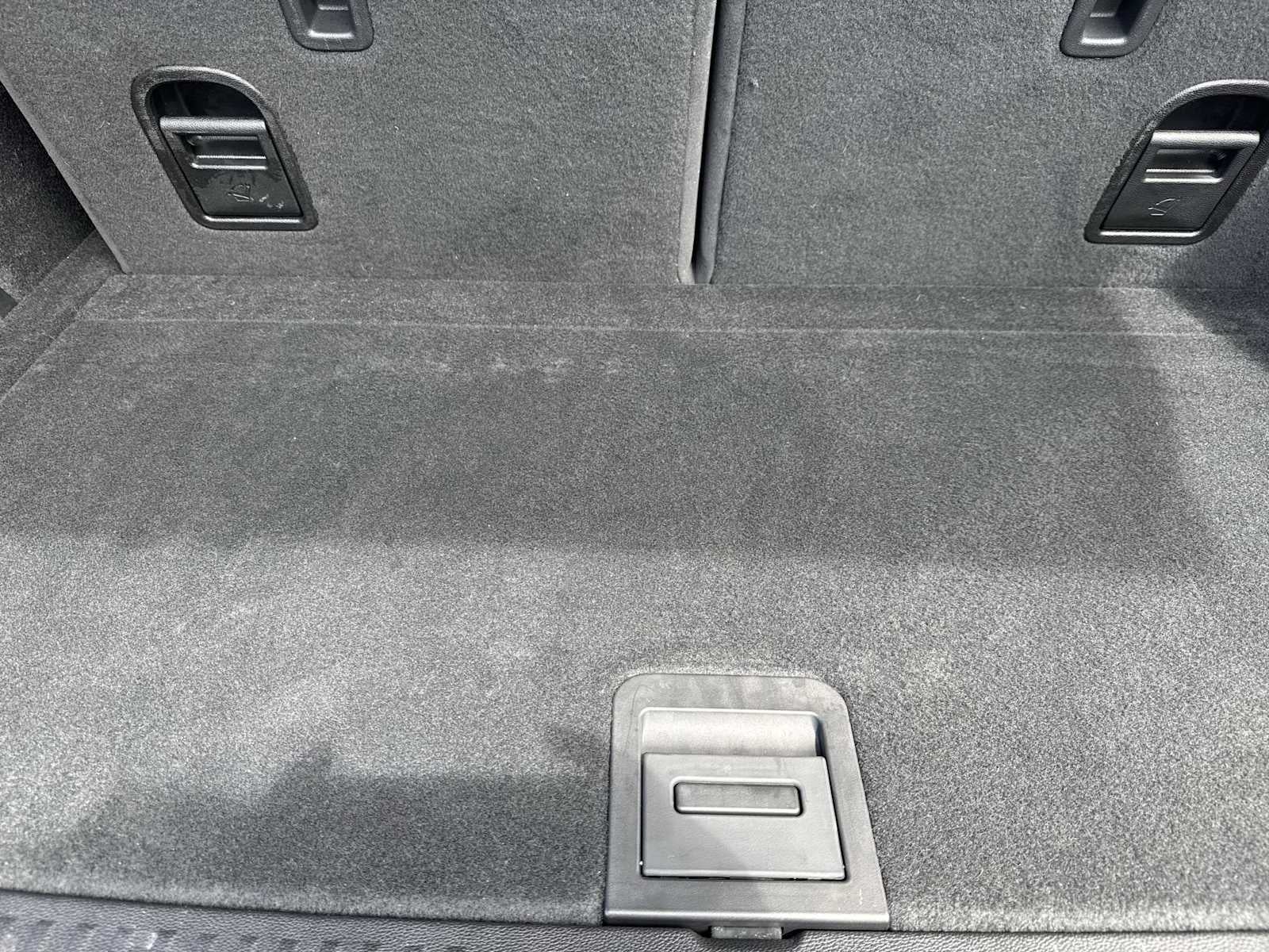 Acura MDX 2023 con paquete tecnológico