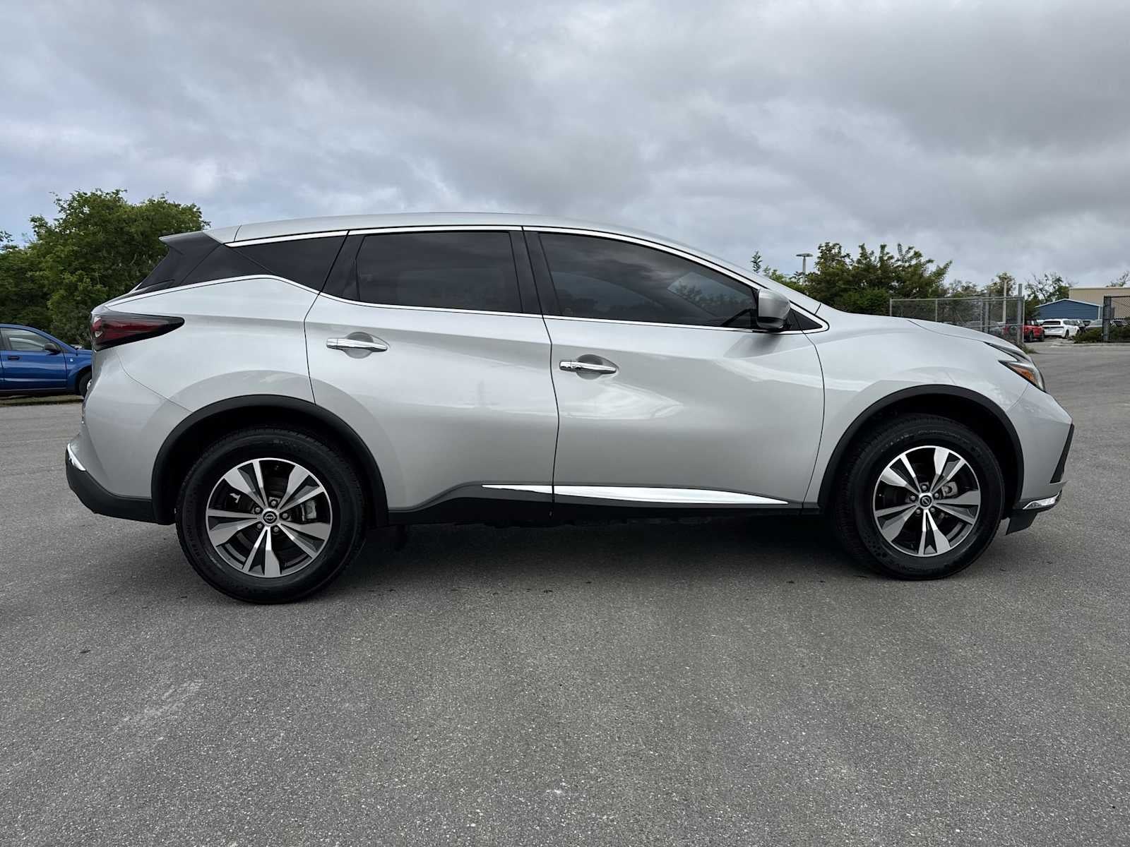 Nissan Murano S 2023