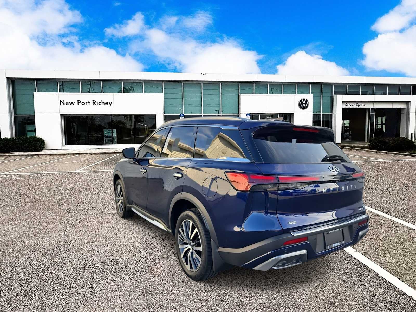 2023 INFINITI QX60 SENSORIAL