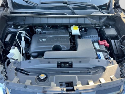 Nissan Pathfinder S 2022