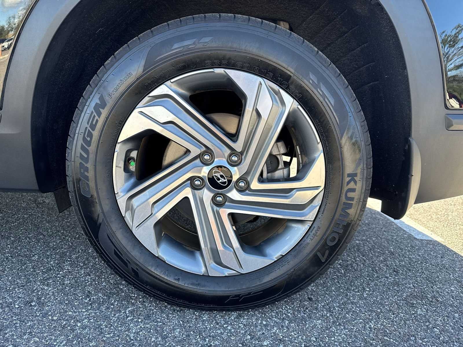 Hyundai Santa Fe SE 2023