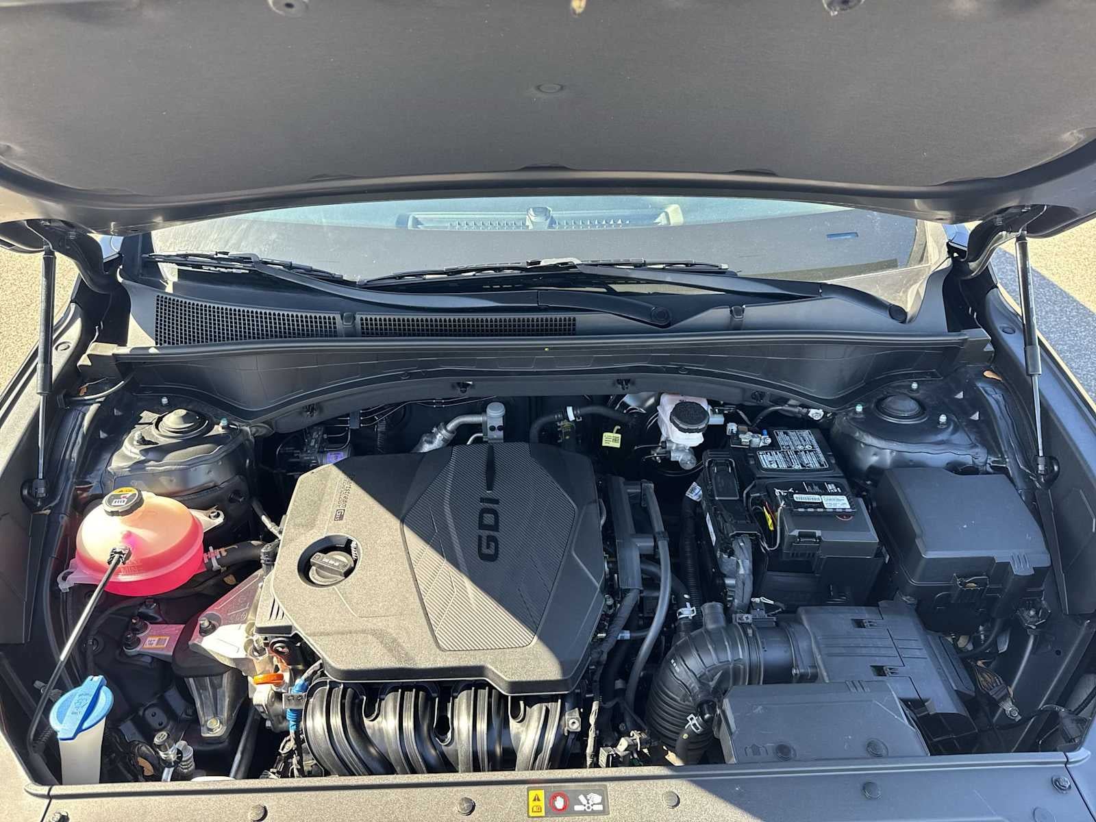 Hyundai Santa Fe SE 2023