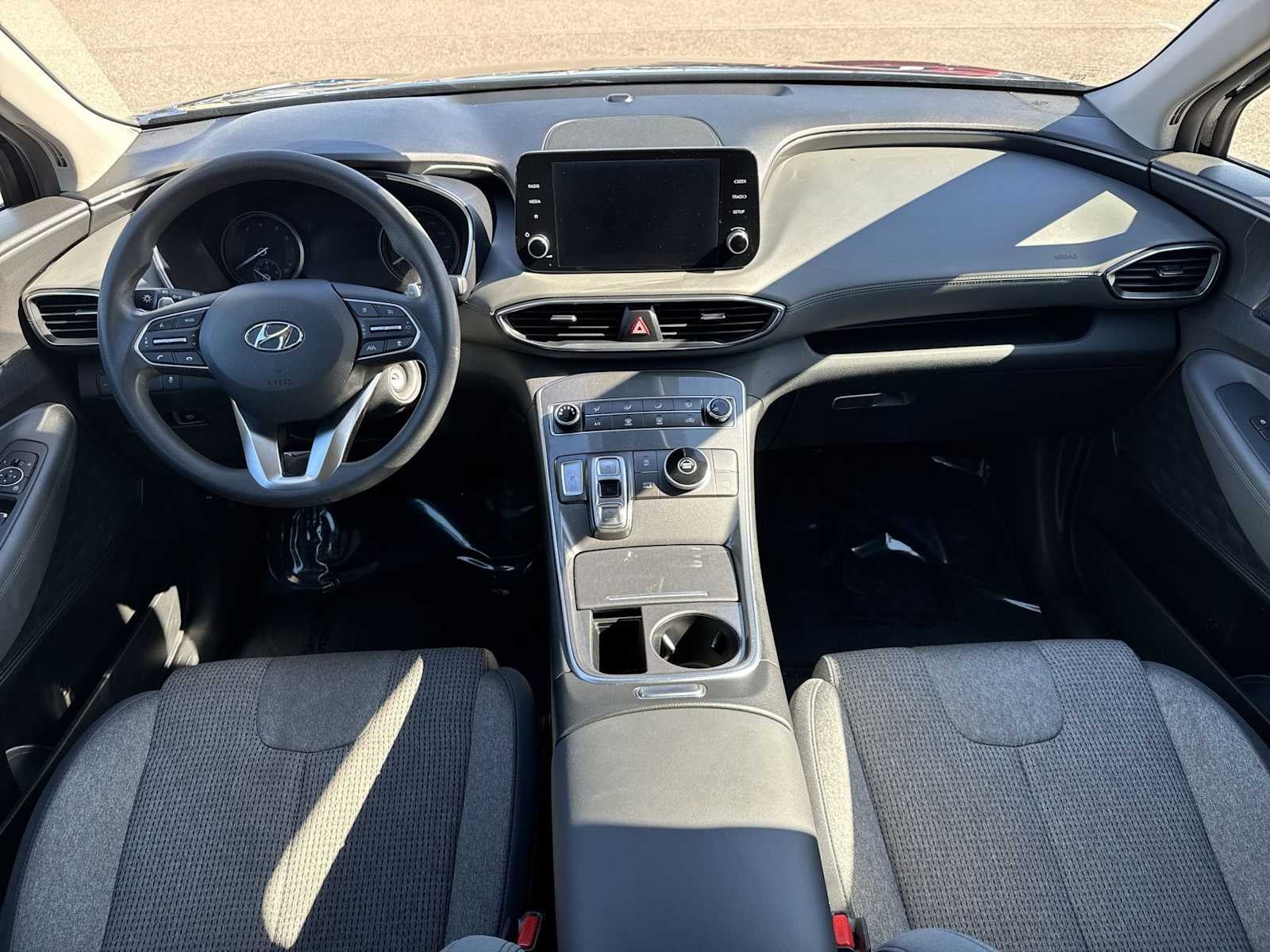 Hyundai Santa Fe SE 2023