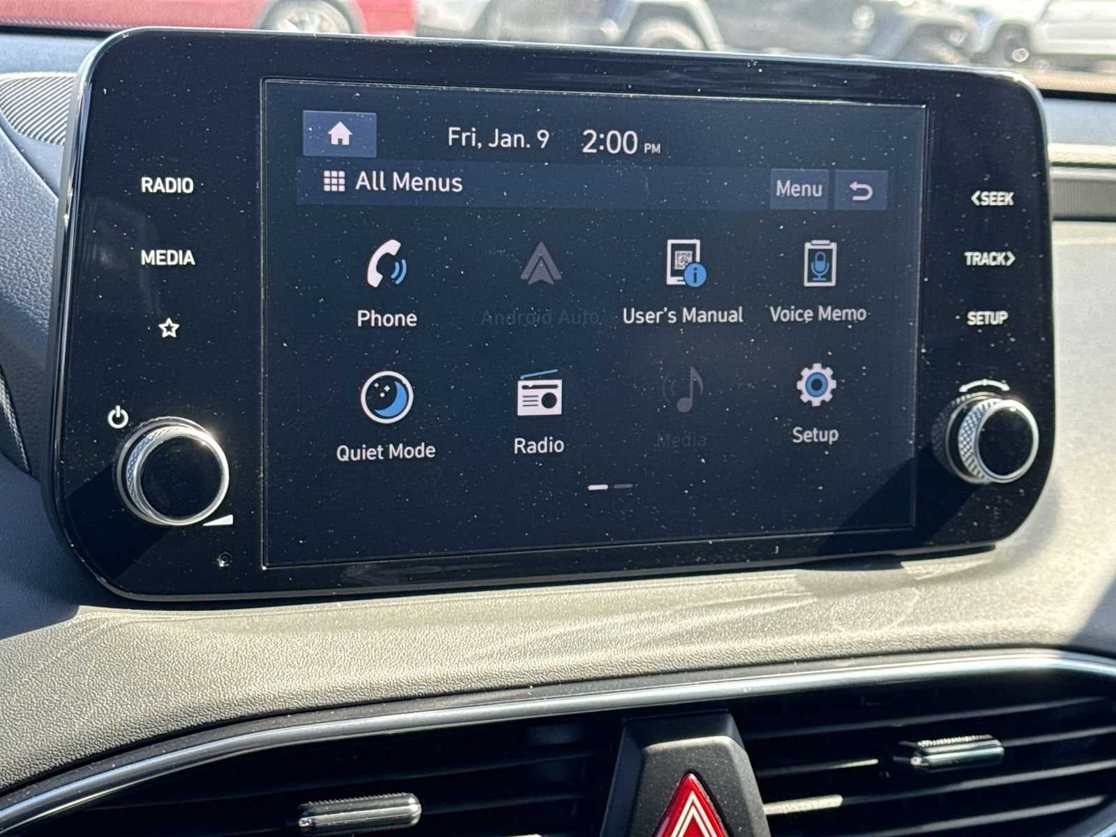 Hyundai Santa Fe SE 2023