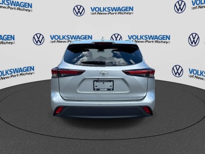 Toyota Highlander XLE 2025