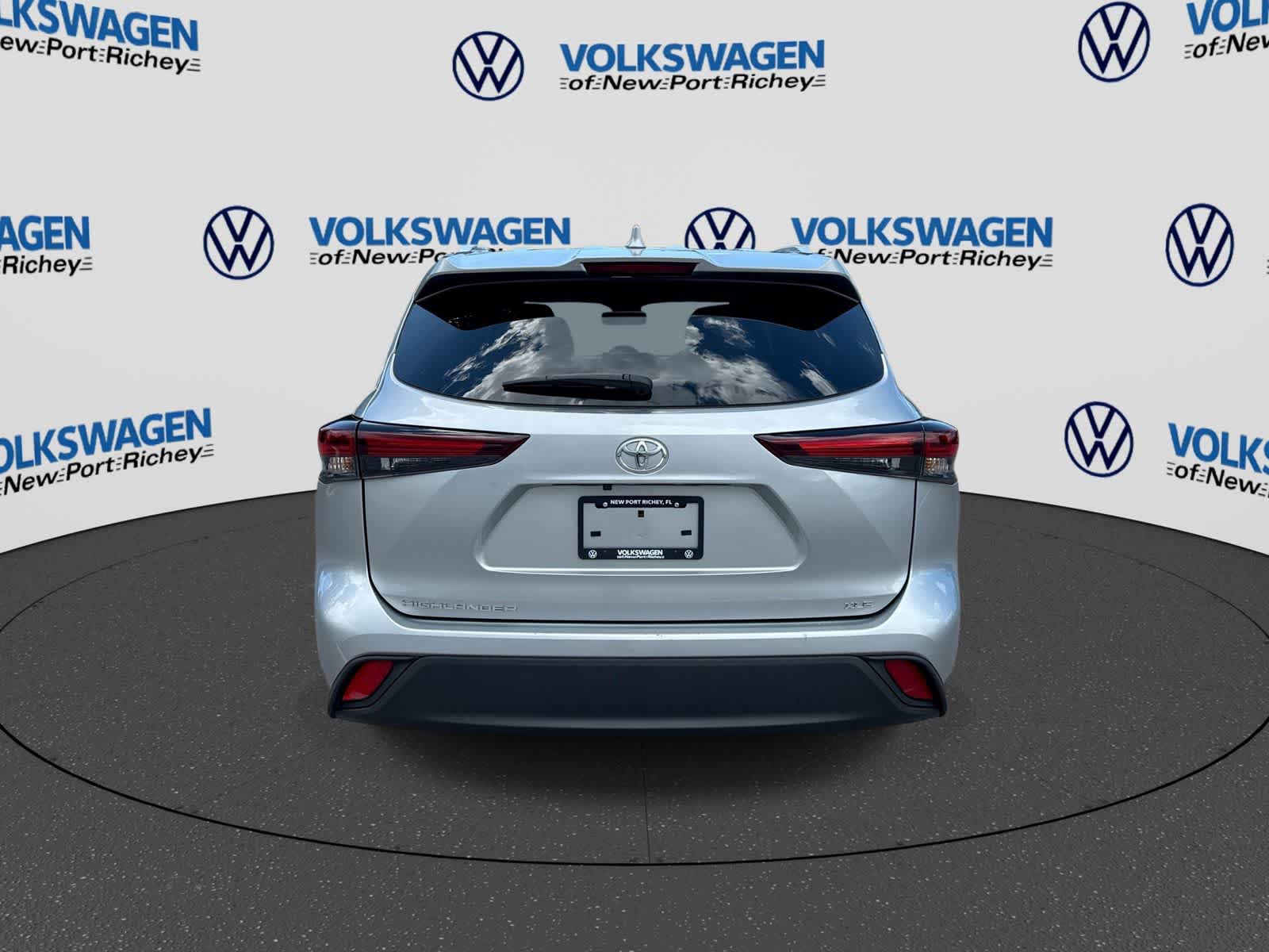 Toyota Highlander XLE 2025