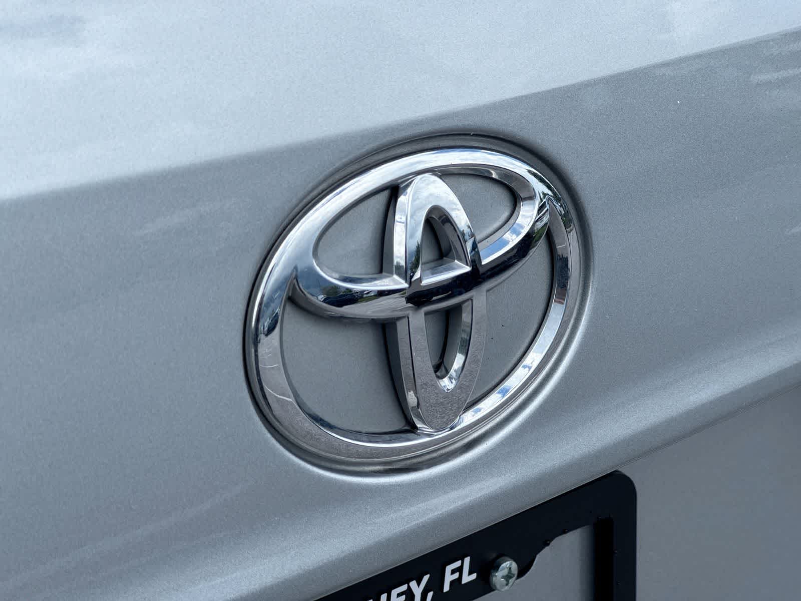 Toyota Highlander XLE 2025