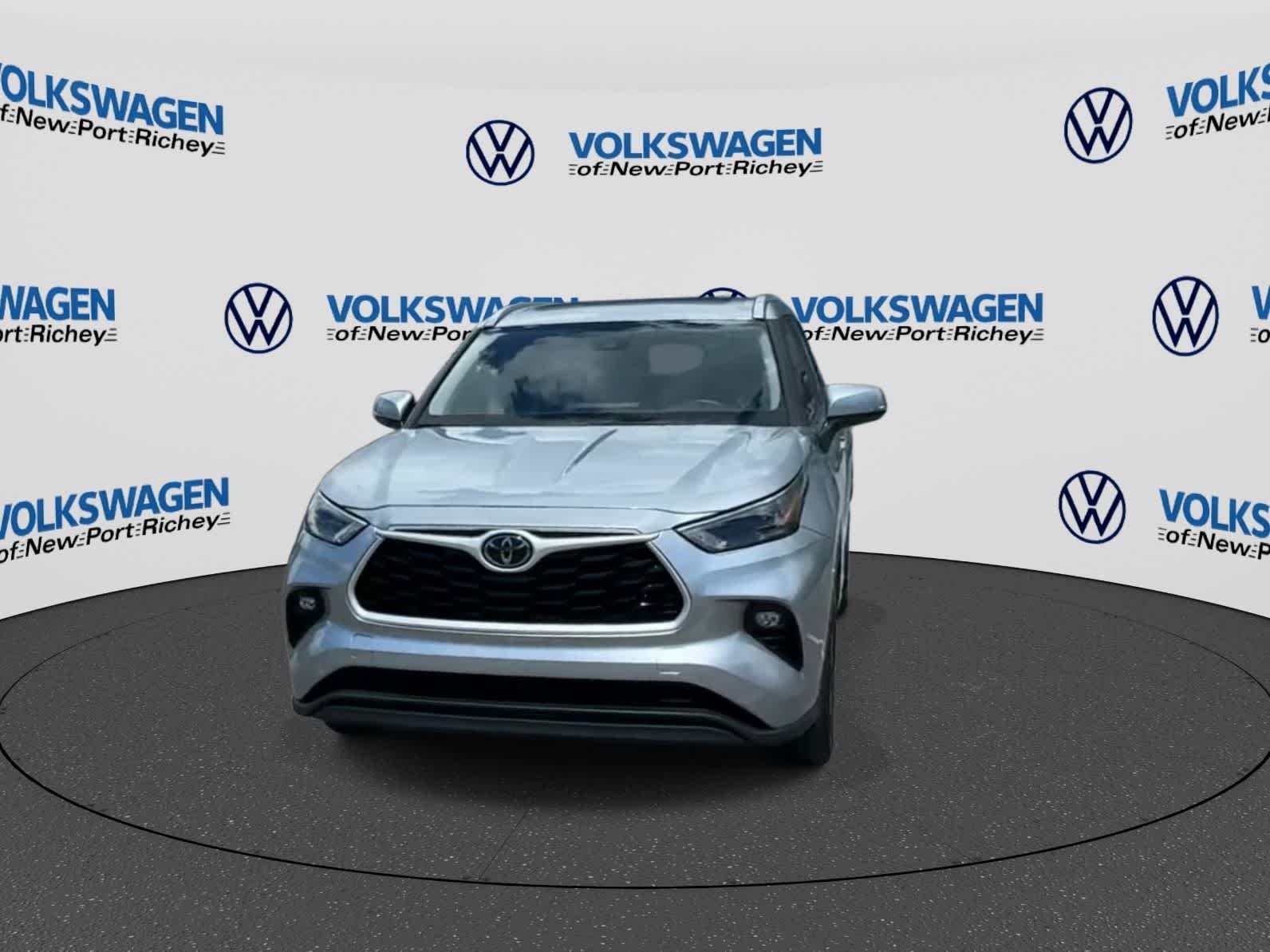 Toyota Highlander XLE 2025