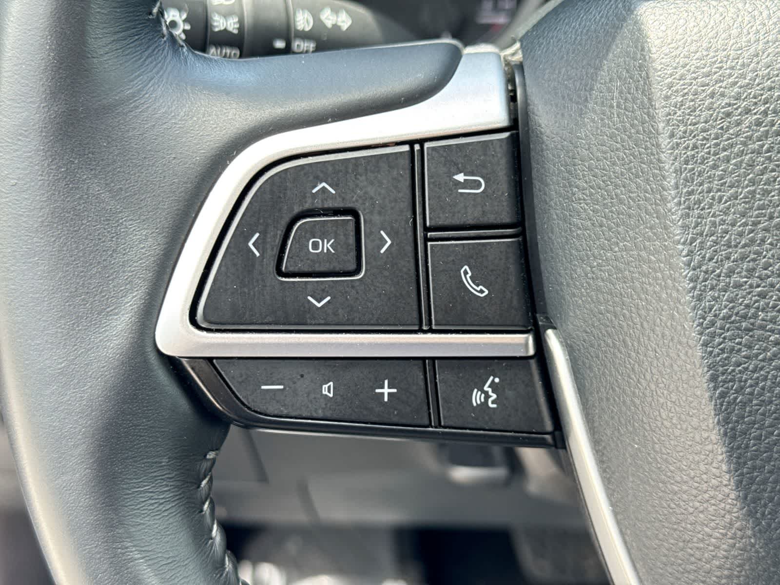 Toyota Highlander XLE 2025