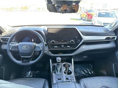 Toyota Highlander Platinum 2024