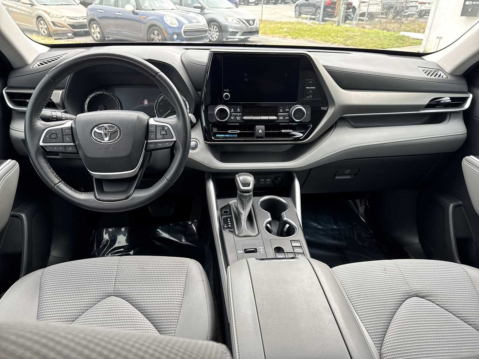 Toyota Highlander XLE 2023