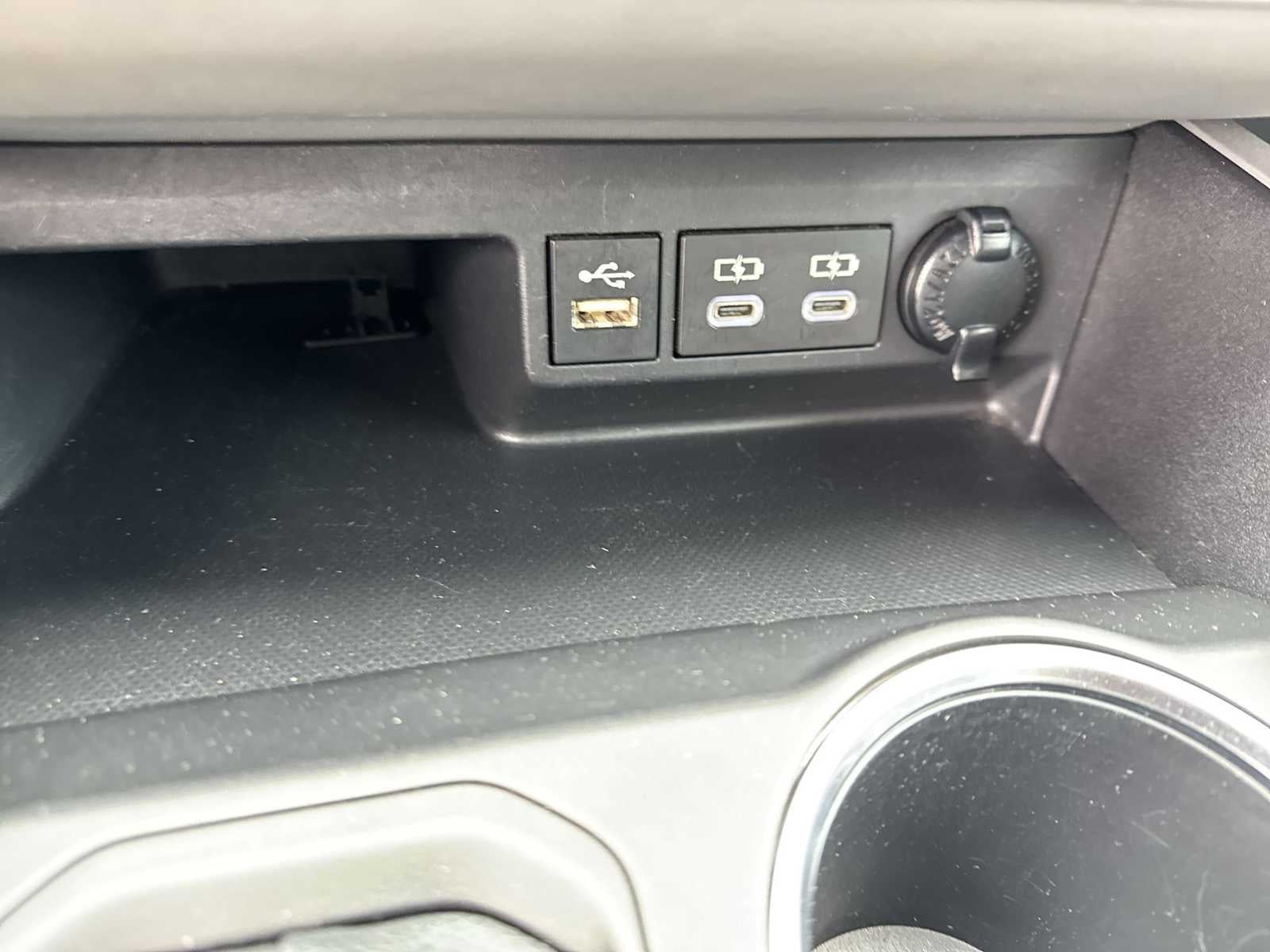 Toyota Highlander XLE 2023