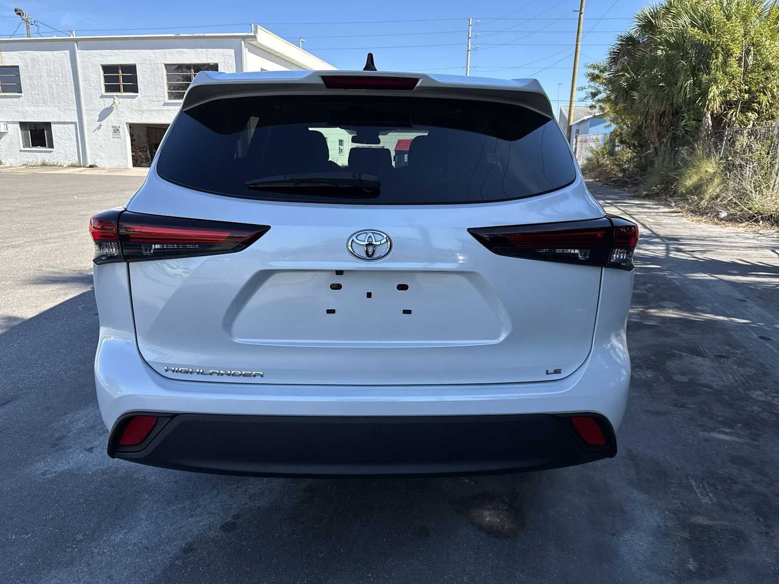 Toyota Highlander LE 2024