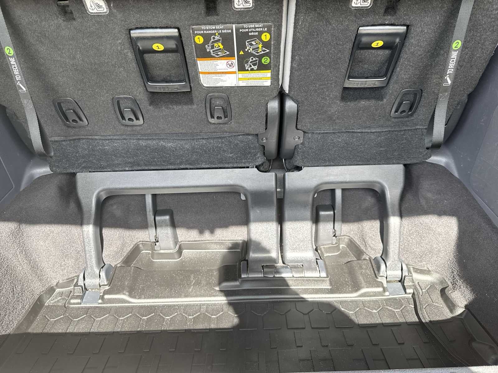 Toyota Sienna LE 2023