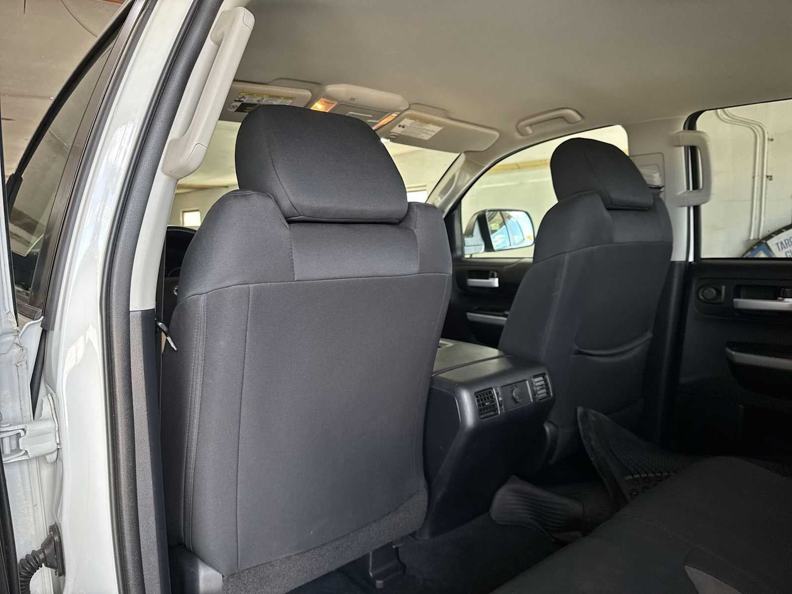 Toyota Tundra SR5 2020