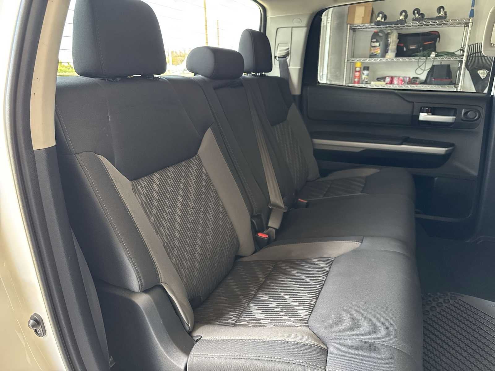 Toyota Tundra SR5 2020