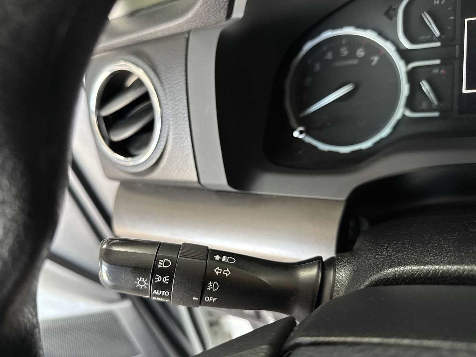 Toyota Tundra SR5 2020