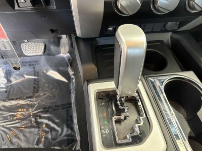 Toyota Tundra SR5 2020