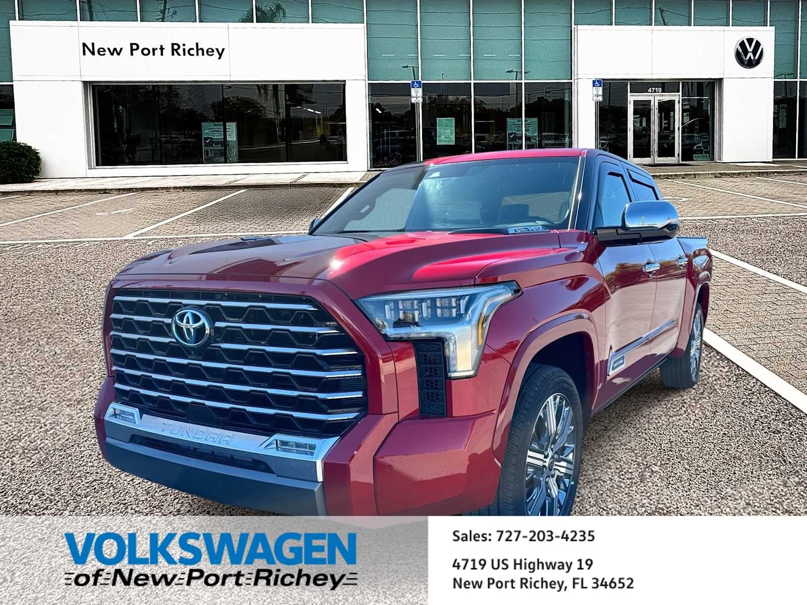 Toyota Tundra Capstone Hybrid 2023