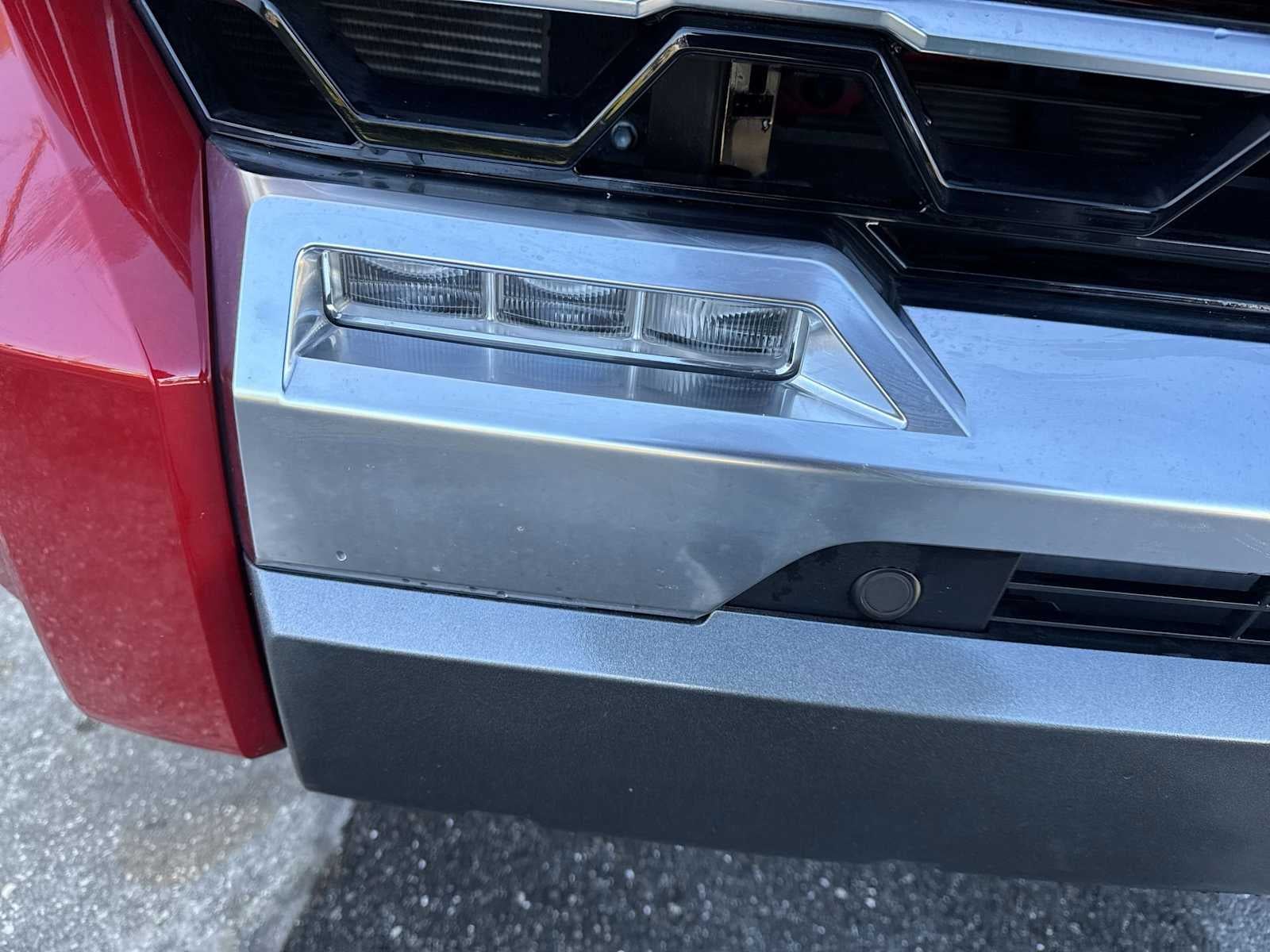 Toyota Tundra Capstone Hybrid 2023