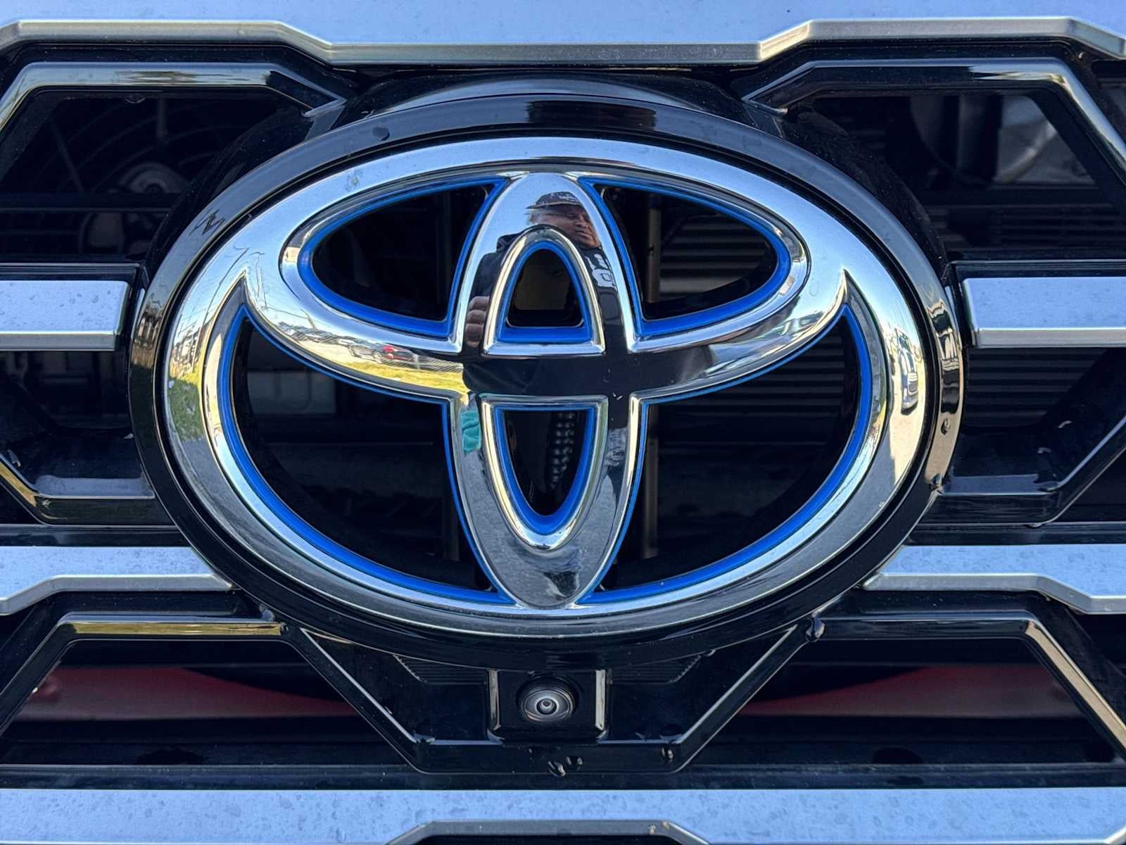Toyota Tundra Capstone Hybrid 2023