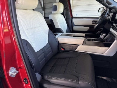 Toyota Tundra Capstone Hybrid 2023