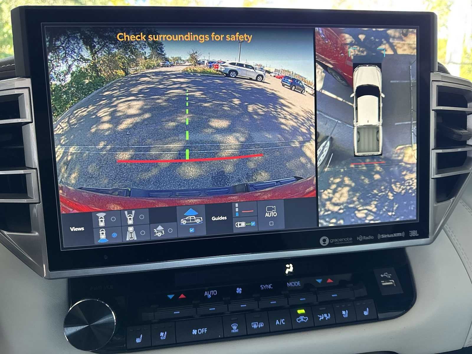 Toyota Tundra Capstone Hybrid 2023