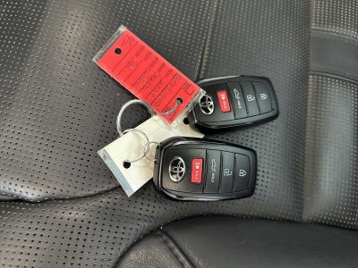 Toyota Tundra Capstone Hybrid 2023