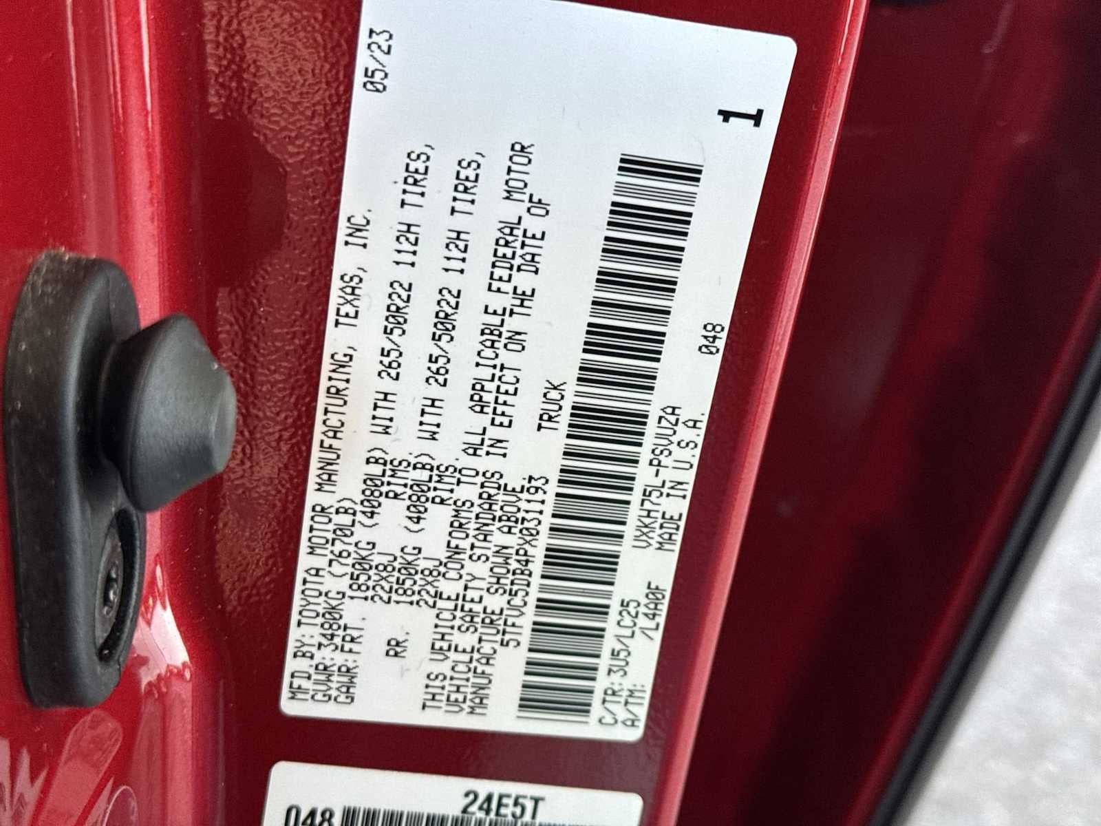 Toyota Tundra Capstone Hybrid 2023