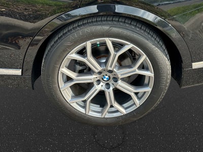 BMW X7 xDrive40i 2025