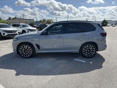 BMW X5 M60i 2024 M60i