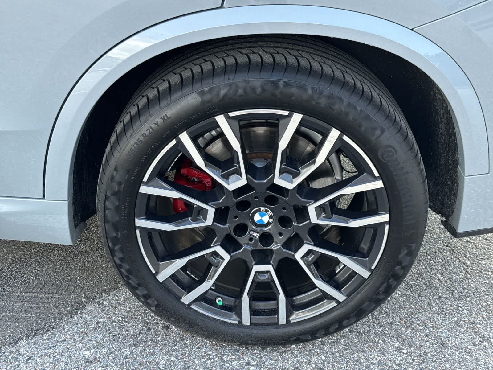 BMW X5 M60i 2024 M60i