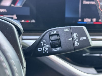 BMW X5 M60i 2024 M60i