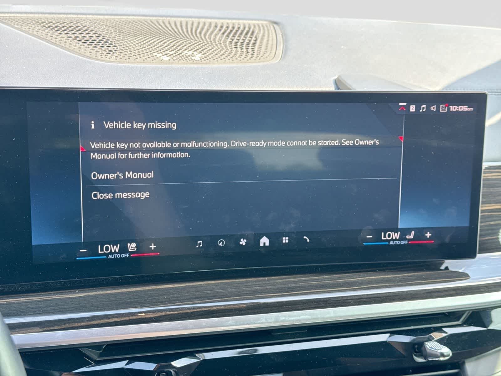BMW X5 M60i 2024 M60i