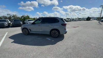 BMW X5 M60i 2024 M60i