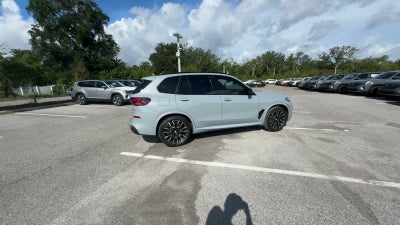 BMW X5 M60i 2024 M60i