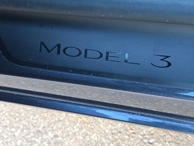 Tesla Model 3 Base 2025