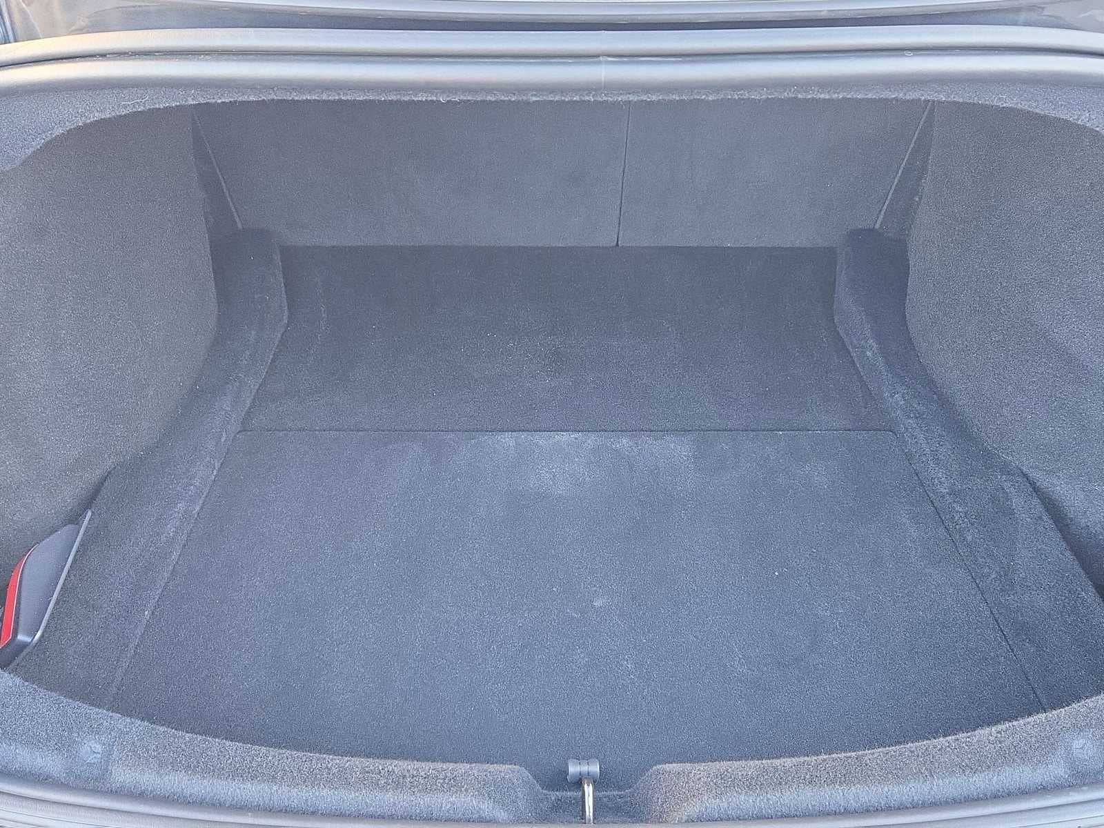 Tesla Model 3 Base 2025