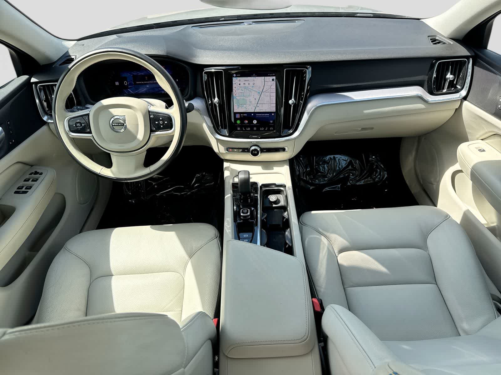 2024 Volvo S60 Core Dark Theme