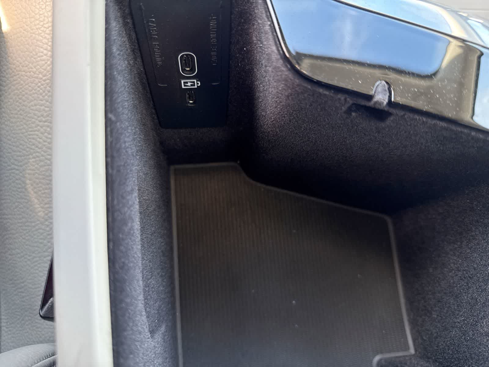 2024 Volvo S60 Core Dark Theme