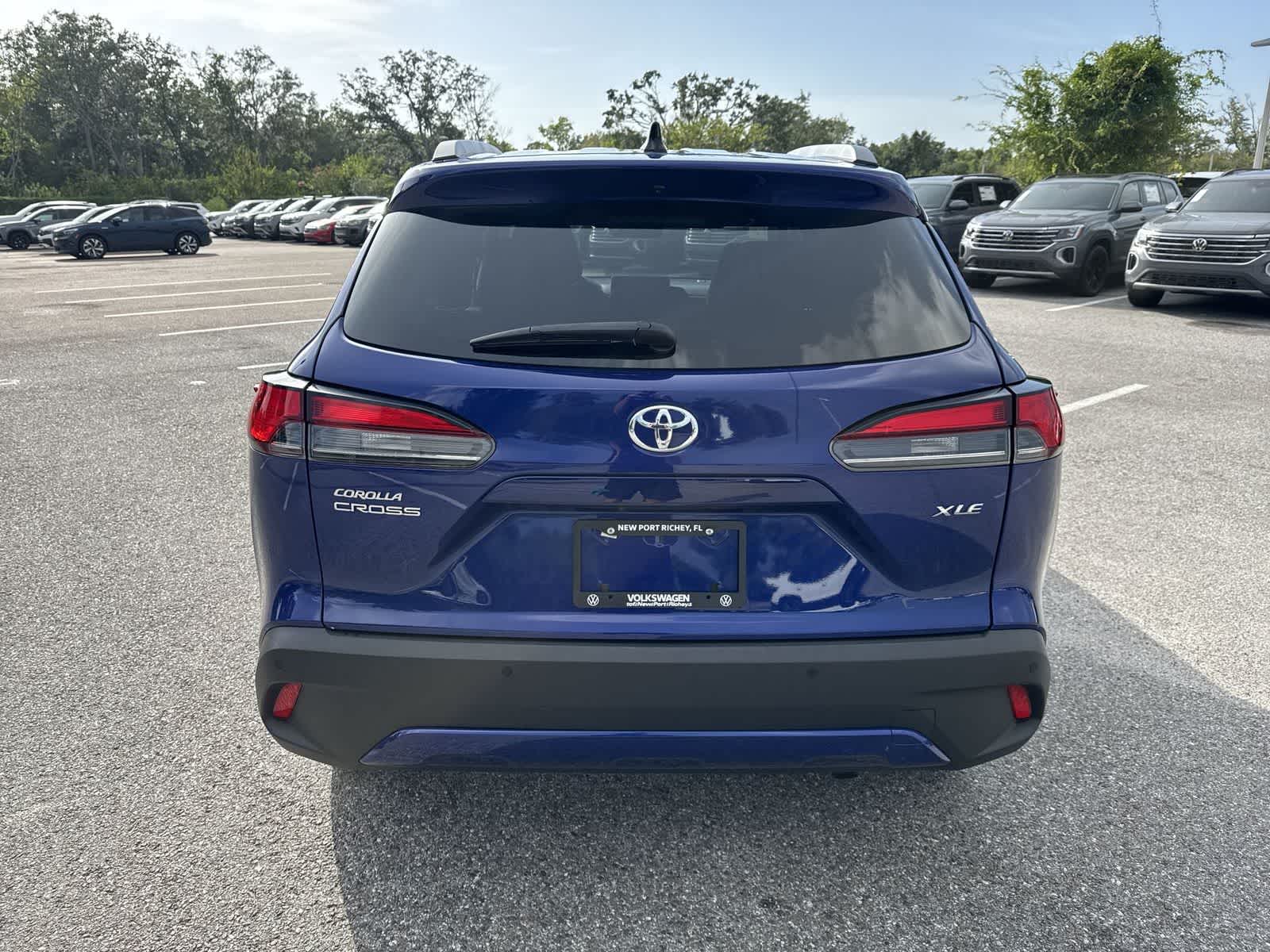 Toyota Corolla Cross XLE 2025