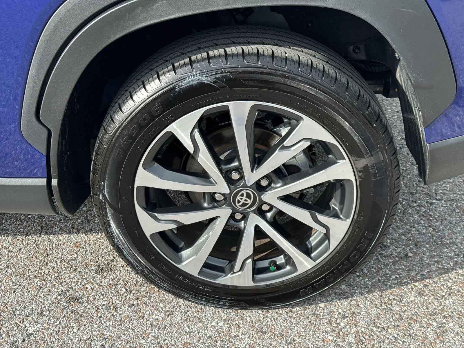 Toyota Corolla Cross XLE 2025