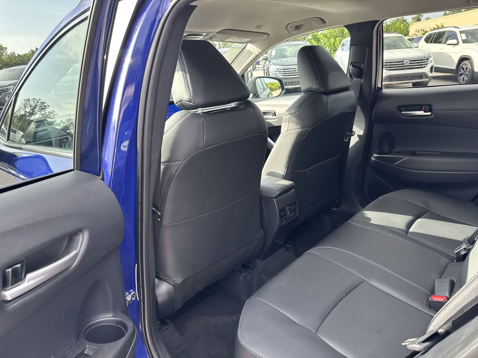 Toyota Corolla Cross XLE 2025