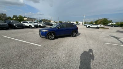 Toyota Corolla Cross XLE 2025