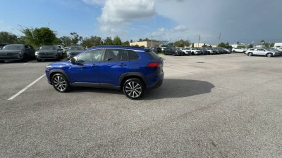 Toyota Corolla Cross XLE 2025
