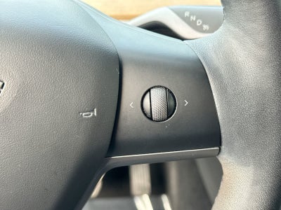 Tesla Model Y Long Range 2023