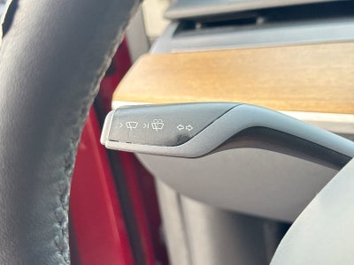 Tesla Model Y Long Range 2023