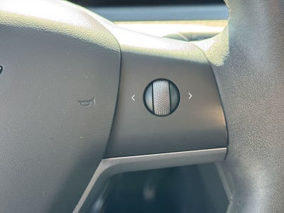 Tesla Model Y Long Range 2023