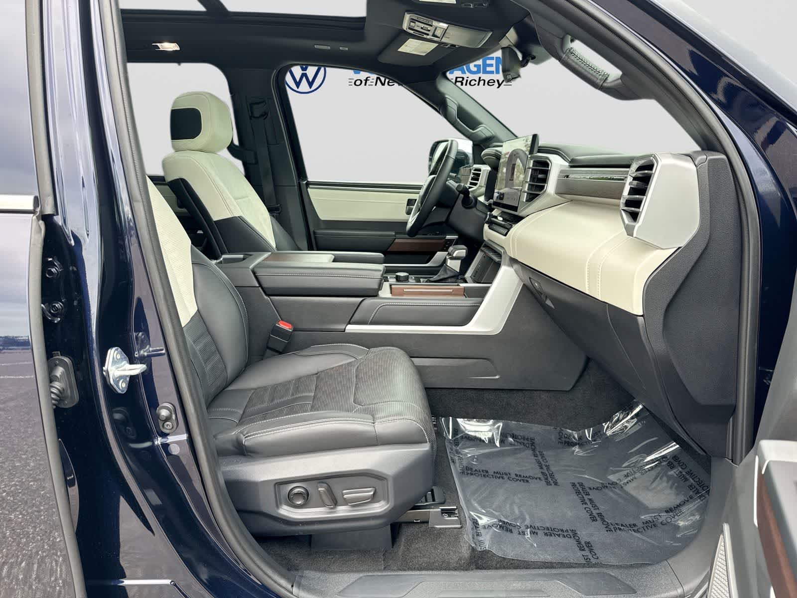 Toyota Sequoia Capstone 2025